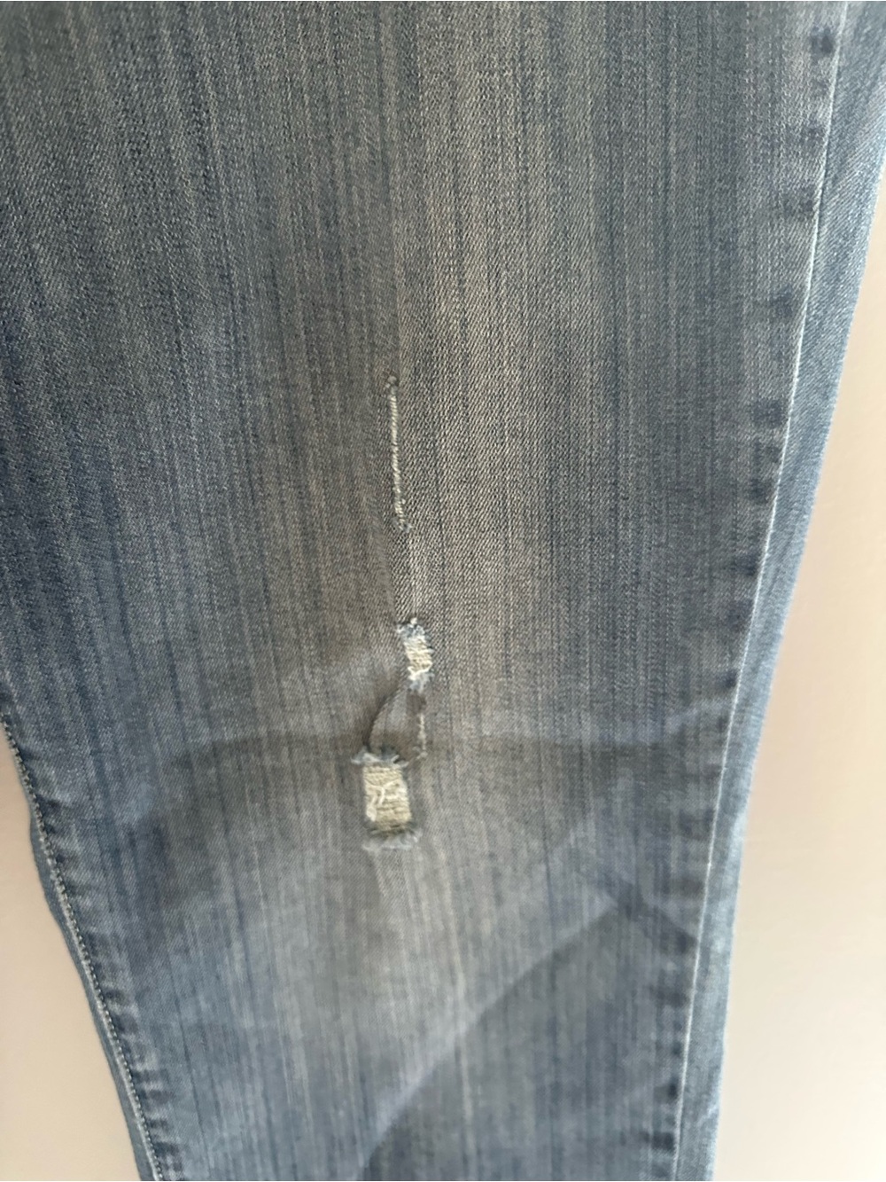 Simply Vera Vera Wang Straight Leg Blue Jeans Size 16PS Short Petite Distressed - Picture 6 of 10
